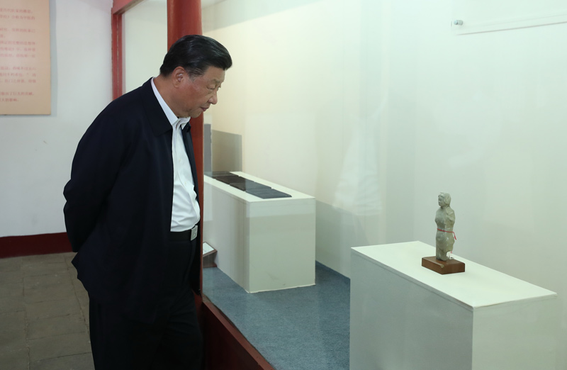 2021年5月12日，習近平總書記在南陽市考察東漢醫學家張仲景的墓祠紀念地醫圣祠。 